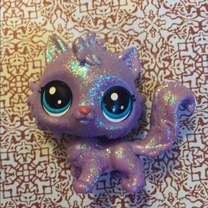 LPS purple glittery cat